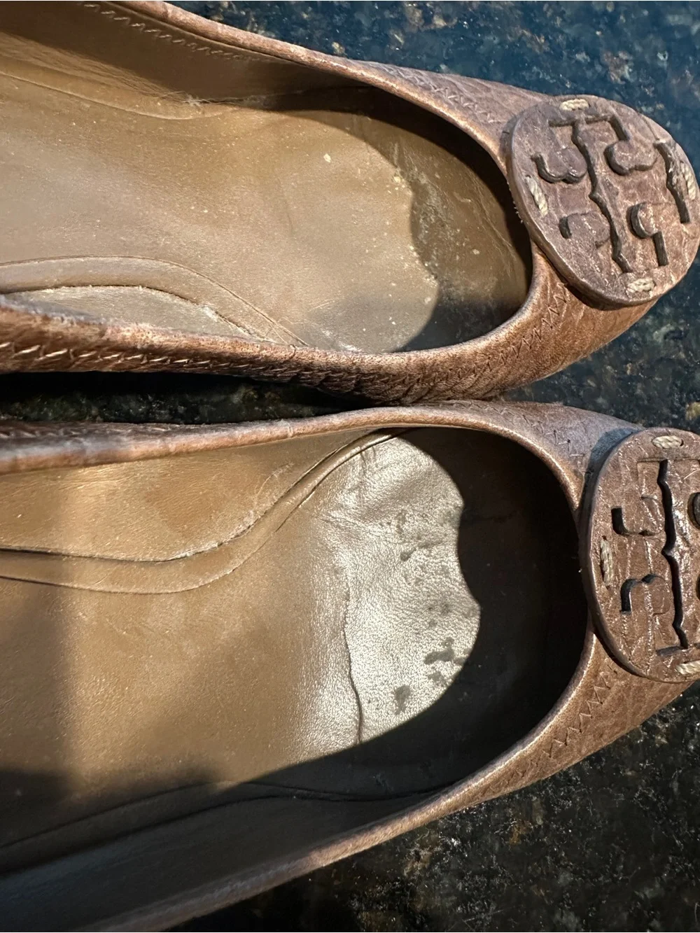 Tory Burch Brown Leather Logo Pump - Women's
